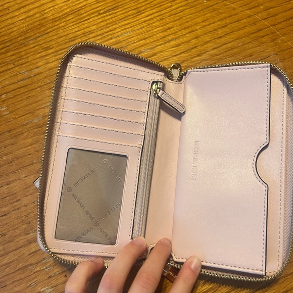 Blush pink Michael Kors Wristlet - Picture 3 of 7